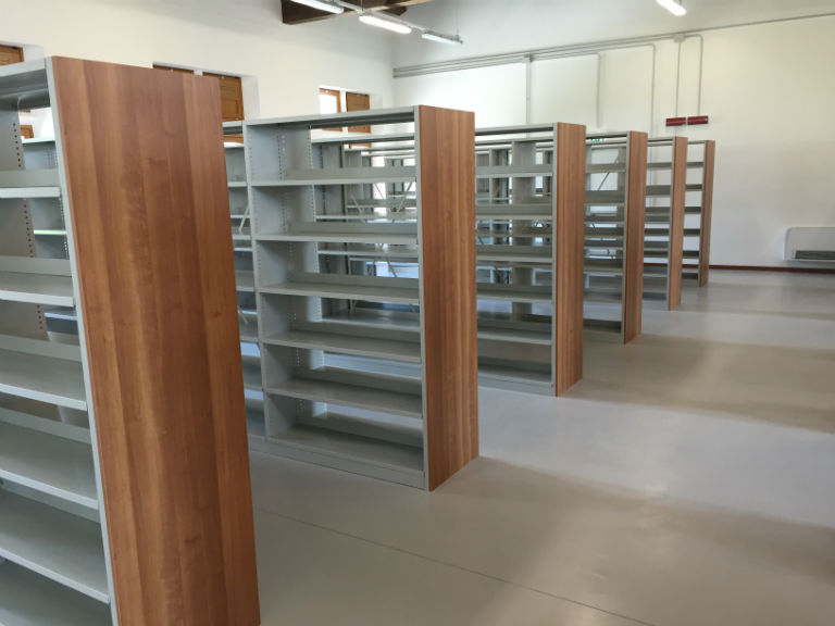 Scaffalature in legno-metallo Roma - Arredi per biblioteche ed archivi - La  Forgia SRL